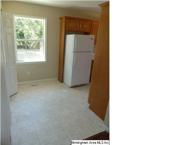 2176 Shannon Oxmoor Road Bessemer, AL 35022 - Photo 15 of 31