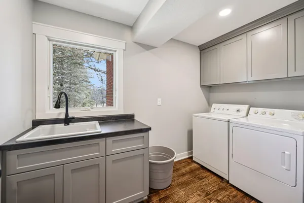 $679,000 | 3375 County Road 90, Maple Plain, MN 55359