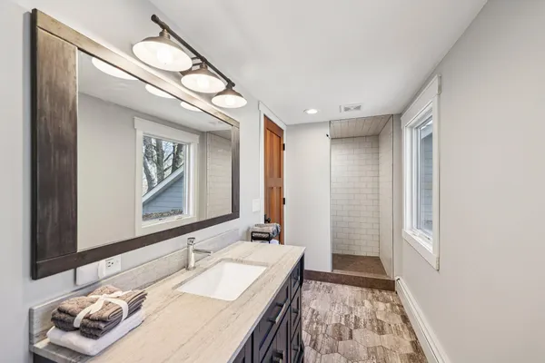 $679,000 | 3375 County Road 90, Maple Plain, MN 55359