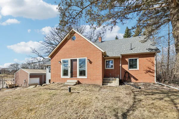 $679,000 | 3375 County Road 90, Maple Plain, MN 55359