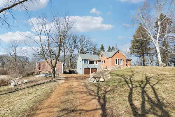 $679,000 | 3375 County Road 90, Maple Plain, MN 55359