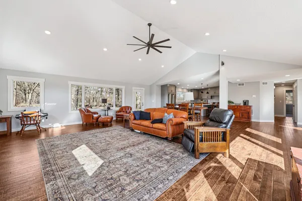 $679,000 | 3375 County Road 90, Maple Plain, MN 55359