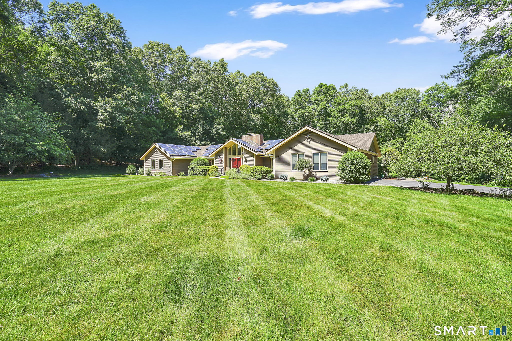 70 Davis Road Mansfield, CT 06268 - Photo 4 of 40
