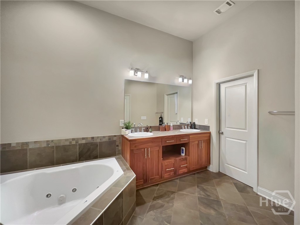 118 Ruth Drive, Unit 130 Athens, GA 30601 - Photo 26 of 41