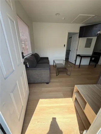 $2,350 | 12610 Martha Street, Unit 2, Valley Village, CA 91607