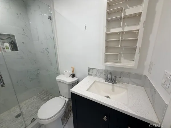 $2,350 | 12610 Martha Street, Unit 2, Valley Village, CA 91607
