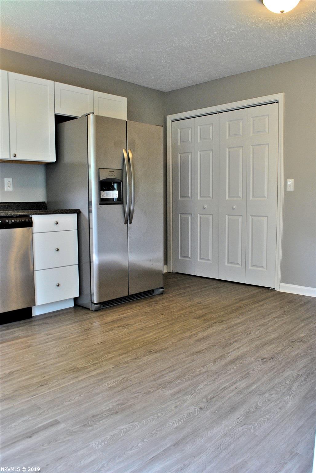 929 Switchback Road Christiansburg, VA 24073 - Photo 16 of 27 Gallery Image 16