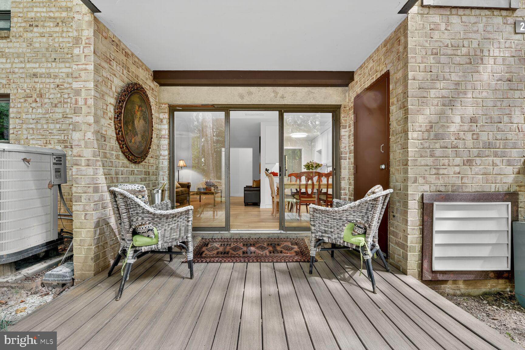 2208 Castle Rock Square, Unit 2B Reston, VA 20191 - Photo 26 of 51 a view of outdoor seating