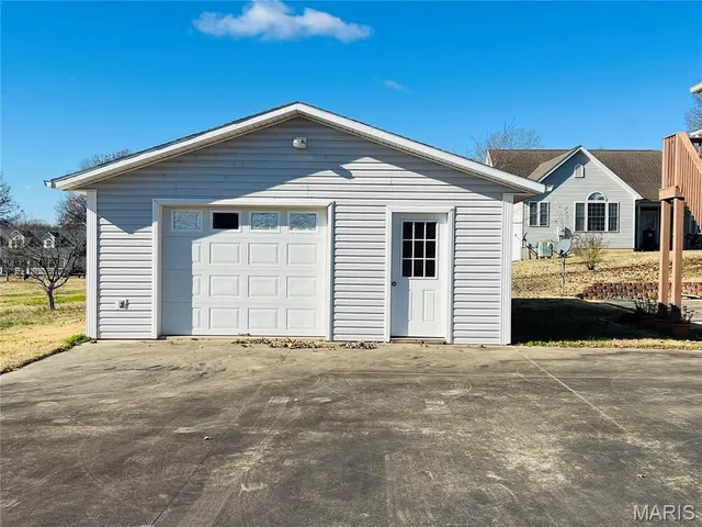 $275,000 | 310 West Howard Drive, Puxico, MO 63960