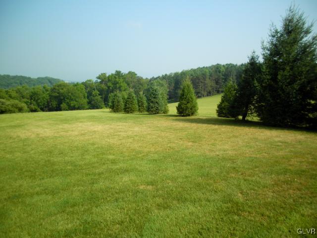 2227 Ranch Road Slatington, PA 18080 - Photo 6 of 34 Gallery Image 6