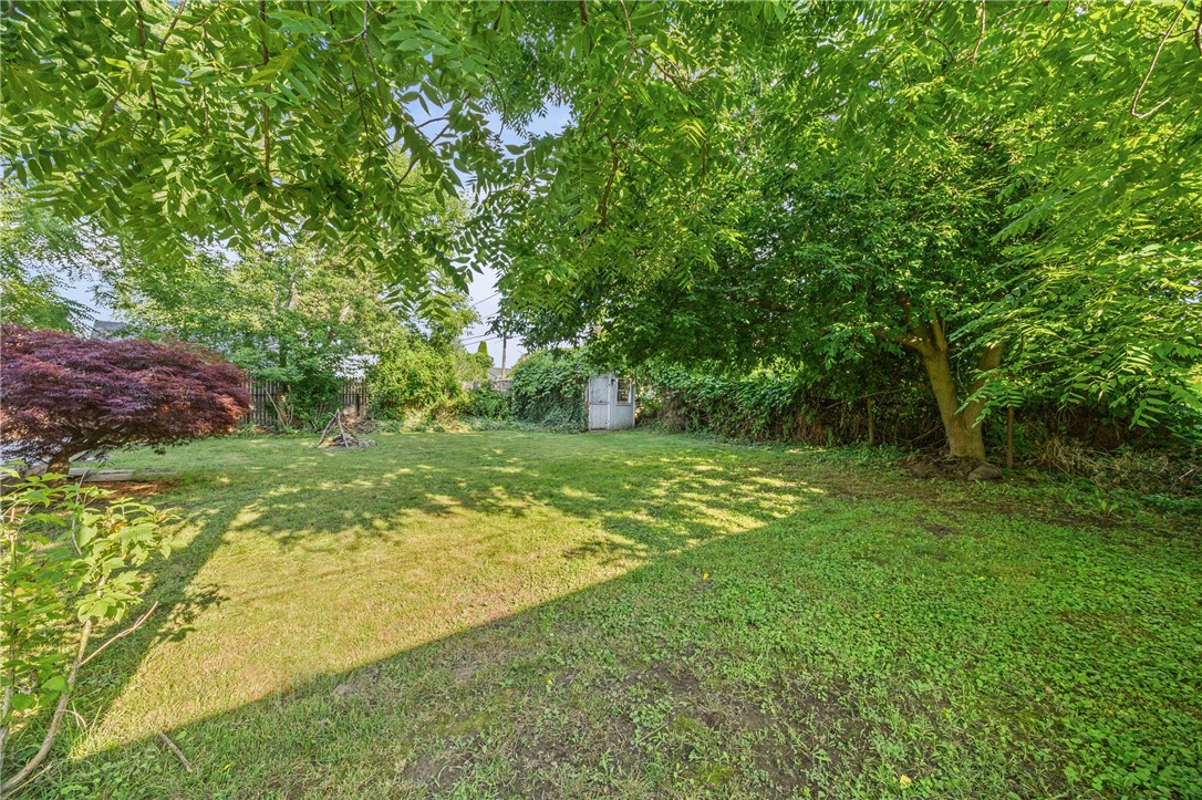 211 Heberle Road Irondequoit, NY 14609 - Photo 26 of 30