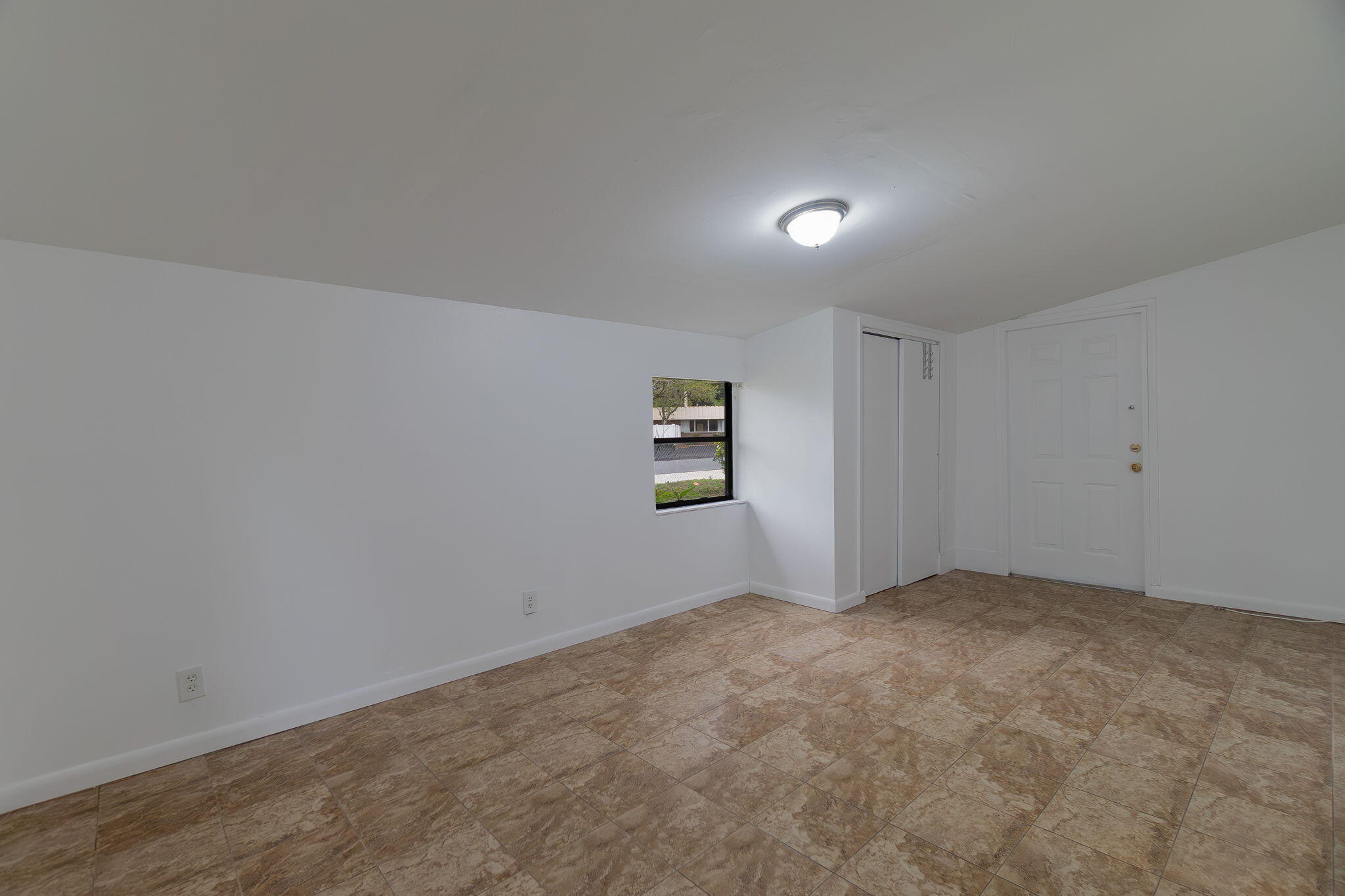 904 Southeast 16th Street Stuart, FL 34994 - Photo 15 of 27 4th Bedroom