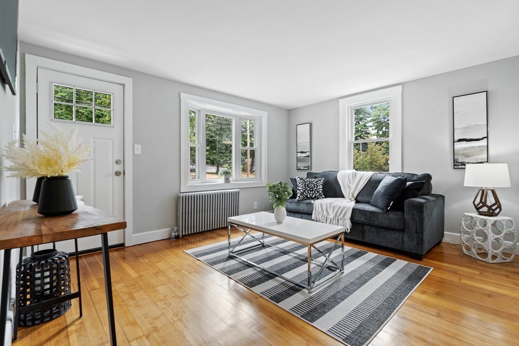6 Gowing Road Wilmington, MA 01887 - Photo 3 of 23 Gallery Image 3