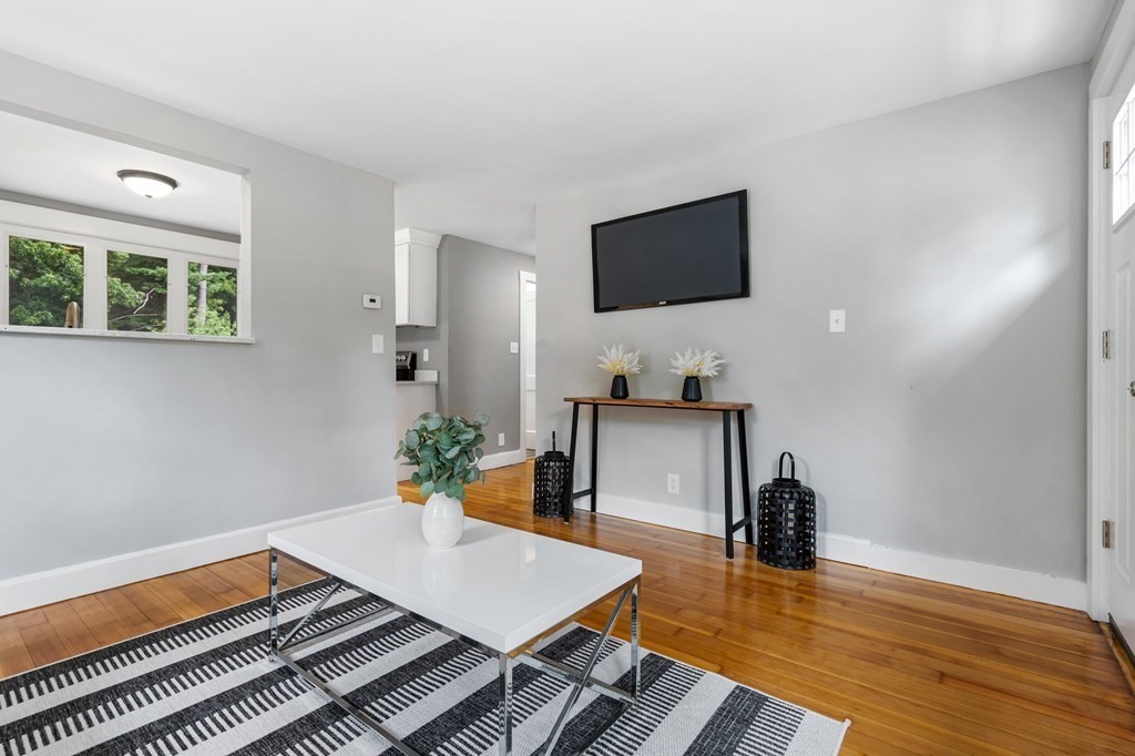6 Gowing Road Wilmington, MA 01887 - Photo 4 of 23 Gallery Image 4