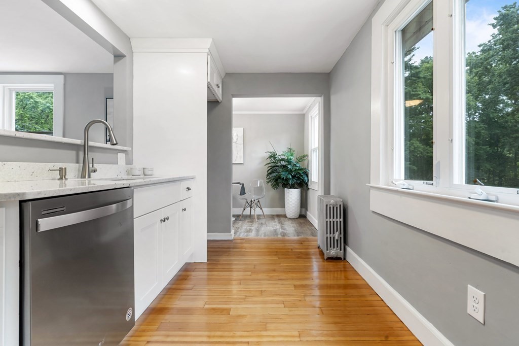 6 Gowing Road Wilmington, MA 01887 - Photo 6 of 23 Gallery Image 6