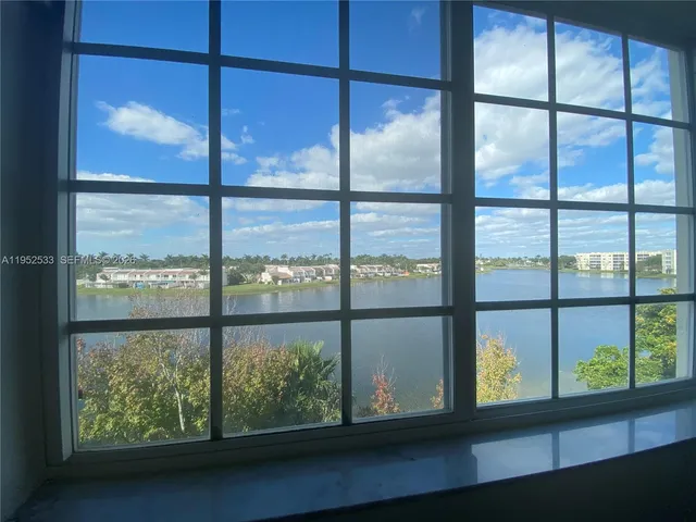 $3,450 | 10700 Northwest 66th Street, Unit 404, Doral, FL 33178