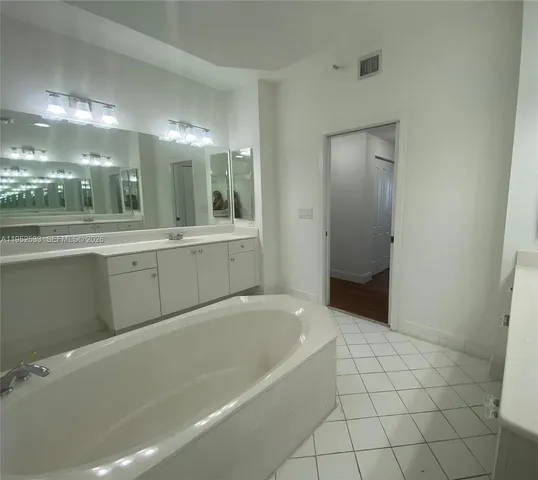 $3,450 | 10700 Northwest 66th Street, Unit 404, Doral, FL 33178