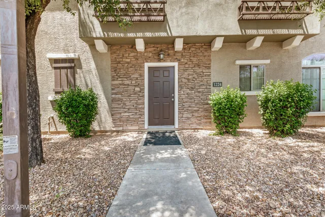 $1,900 | 2401 East Rio Salado Parkway, Unit 1224, Tempe, AZ 85288
