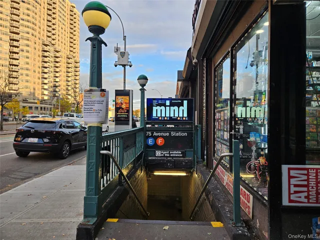 a car parked in front of a building