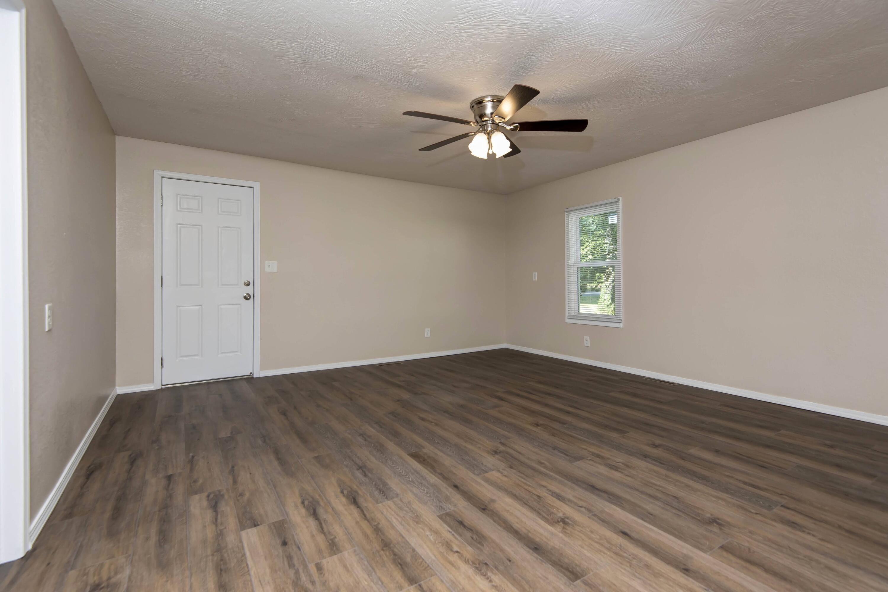3133 West State Street Springfield, MO 65802 - Photo 15 of 25 15