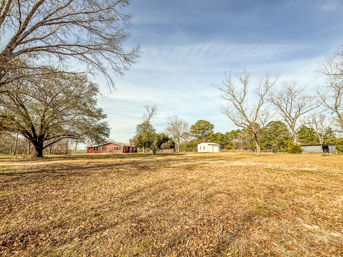 1 Fm 328 Huntington, TX 75949 - Photo 36 of 40 a view of an ocean and a yard