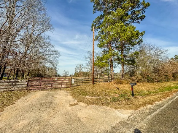 $621,600 | 1 Fm 328, Huntington, TX 75949