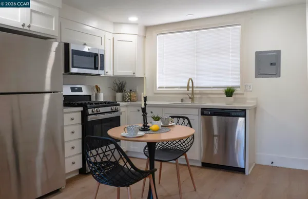 $2,200 | 4815 Appian Way, Unit COTTAGEBACK UNT, El Sobrante, CA 94803