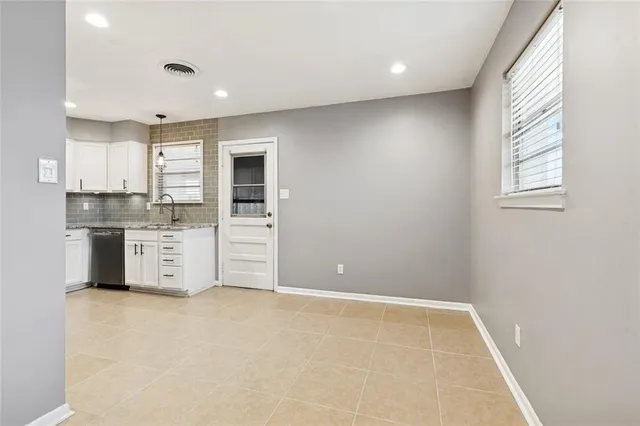 $1,950 | 4408 Camel Street, Metairie, LA 70001