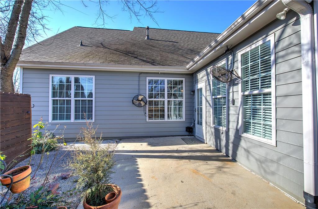 29 Autumn Street Northwest Cartersville, GA 30121 - Photo 28 of 31 a front view of a house with a yard