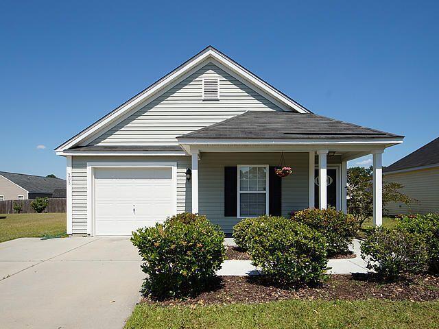 208 Briarbend Road Goose Creek, SC 29445 - Photo 1 of 18 20200810193037334238000000-o