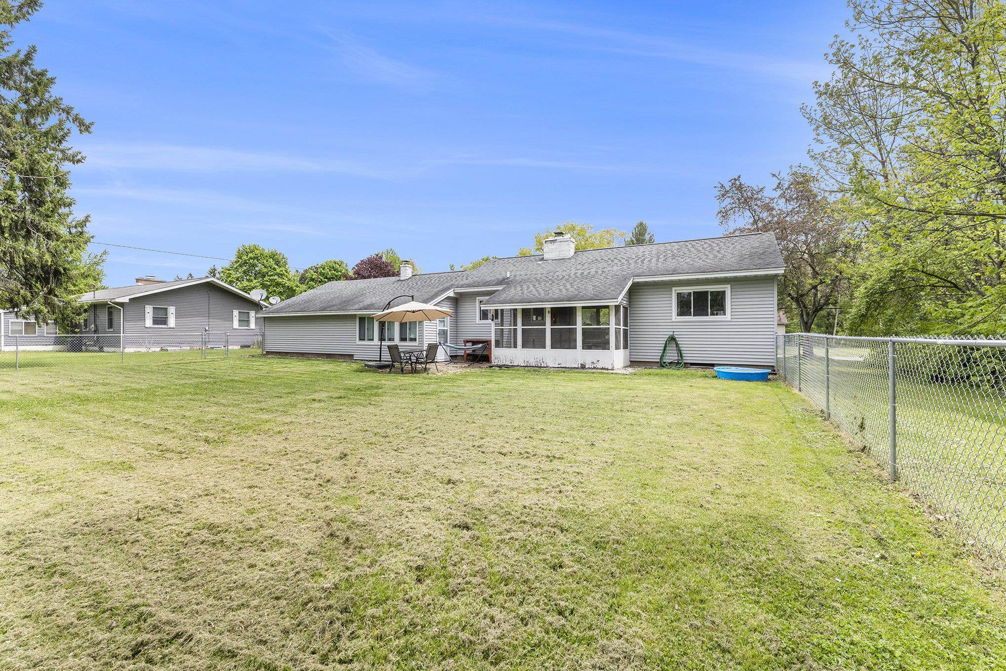 514 South Gladwin Road Lake City, MI 49651 - Photo 23 of 32 1934348-291f1f8d-434e-49b8-baa9-af8734e20789.JPG
