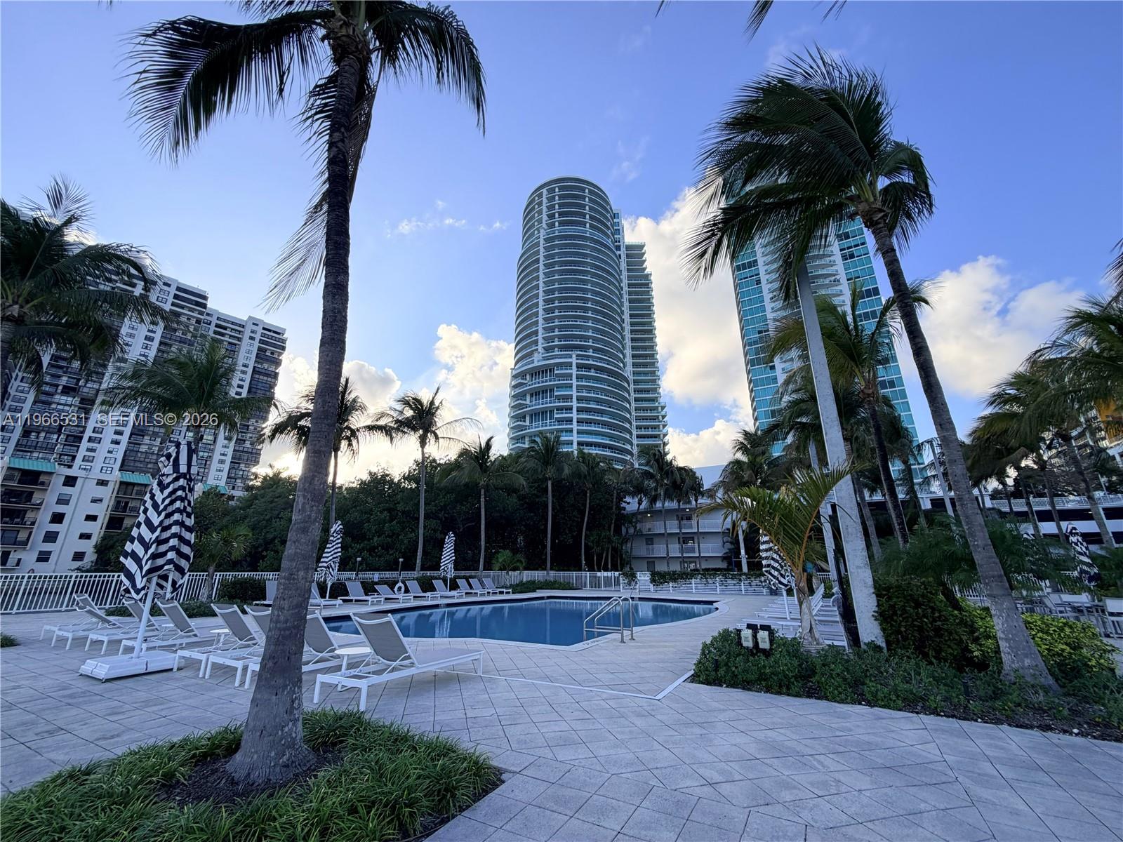 2101 Brickell Avenue, Unit 2202 Miami, FL 33129 - Photo 32 of 33