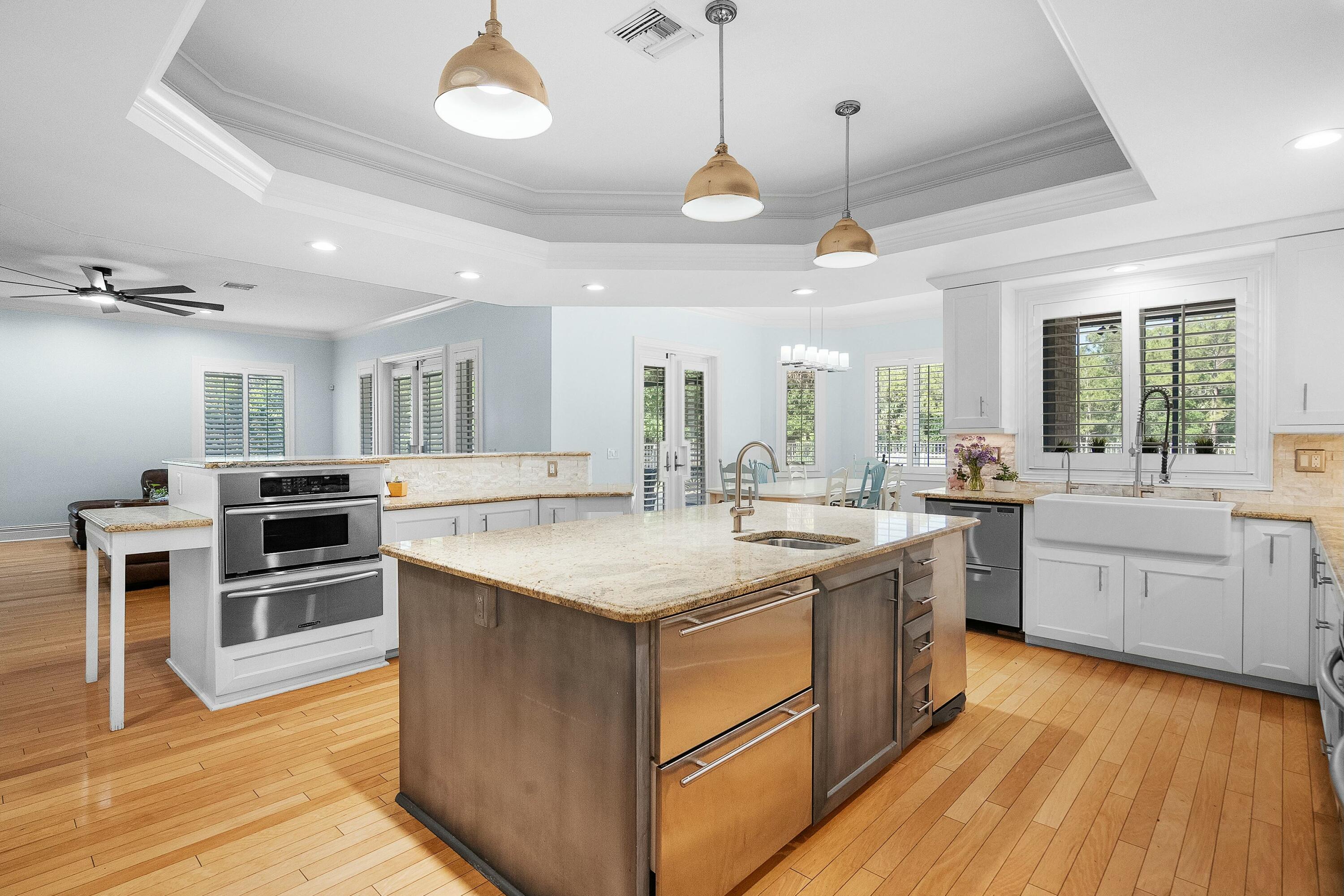 6655 Southwest Gaines Avenue Stuart, FL 34997 - Photo 20 of 46 Kitchen