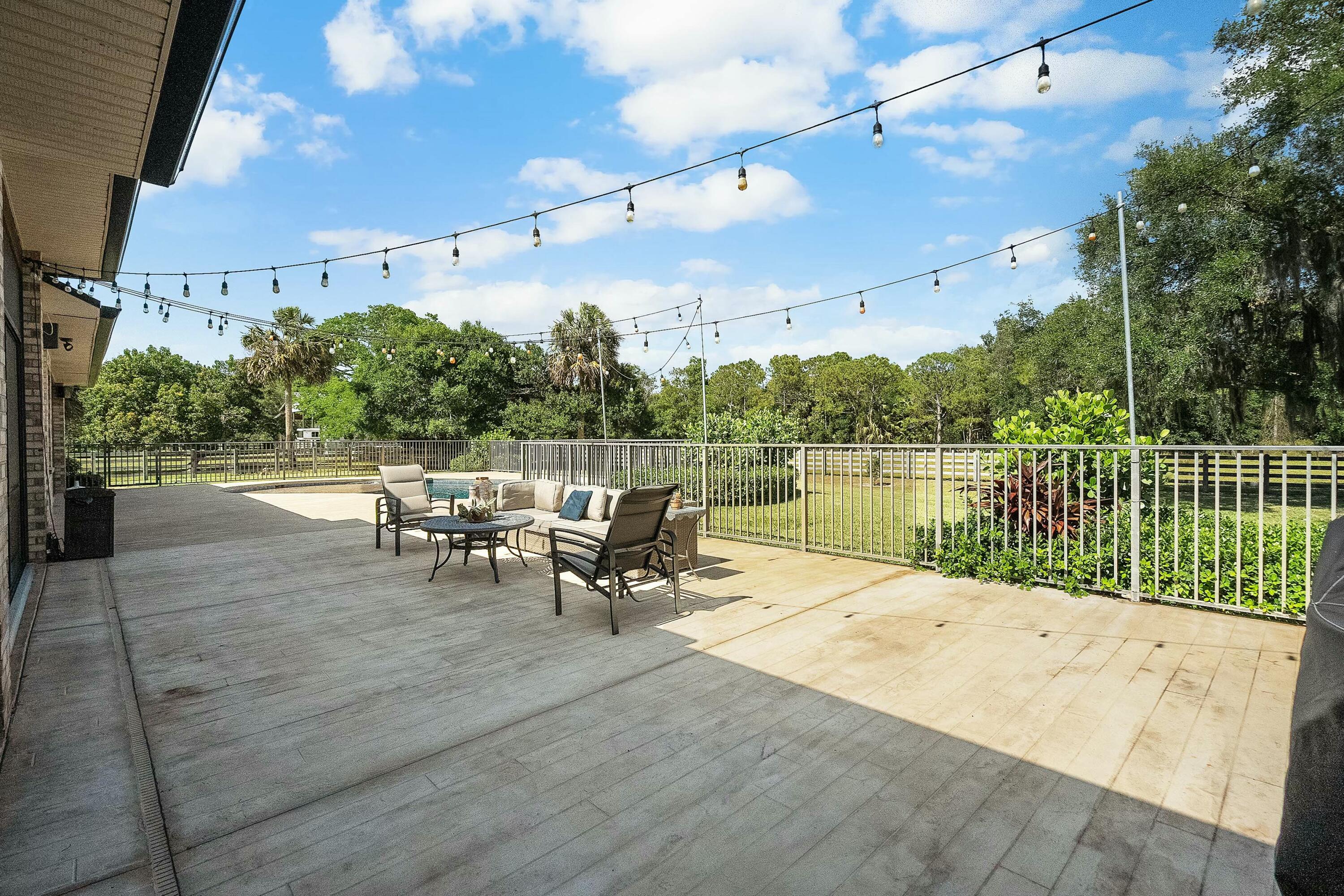 6655 Southwest Gaines Avenue Stuart, FL 34997 - Photo 35 of 46 Patio