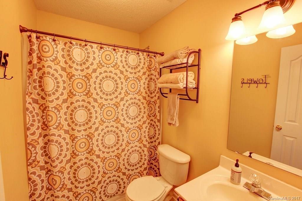 631 Overlook Road Lowell, NC 28098 - Photo 14 of 24 Gallery Image 14