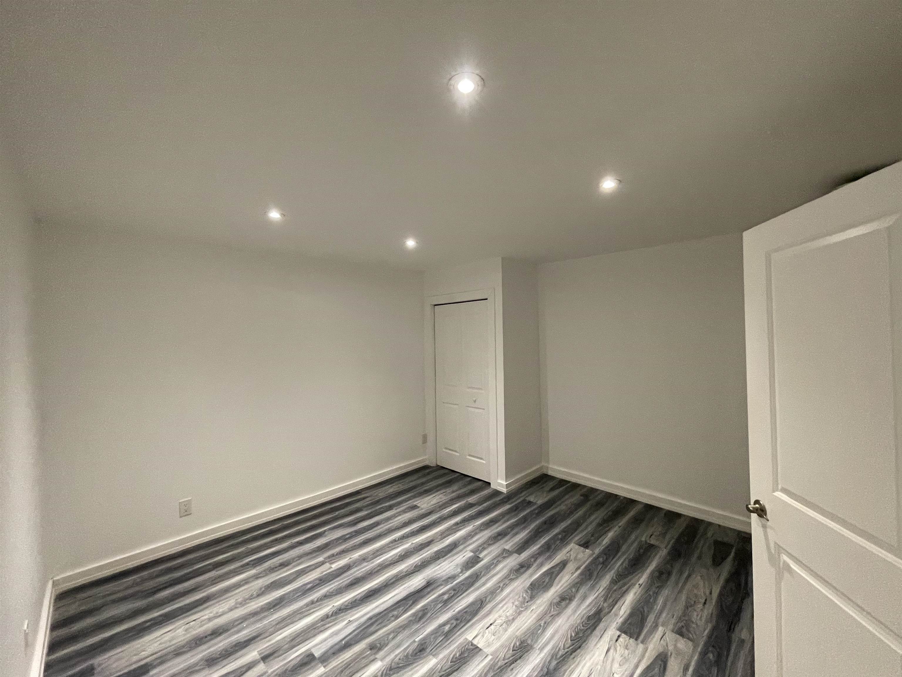 516 Paterson Plank Road, Unit 2R Jersey City, NJ 07307 - Photo 2 of 13 a view of room