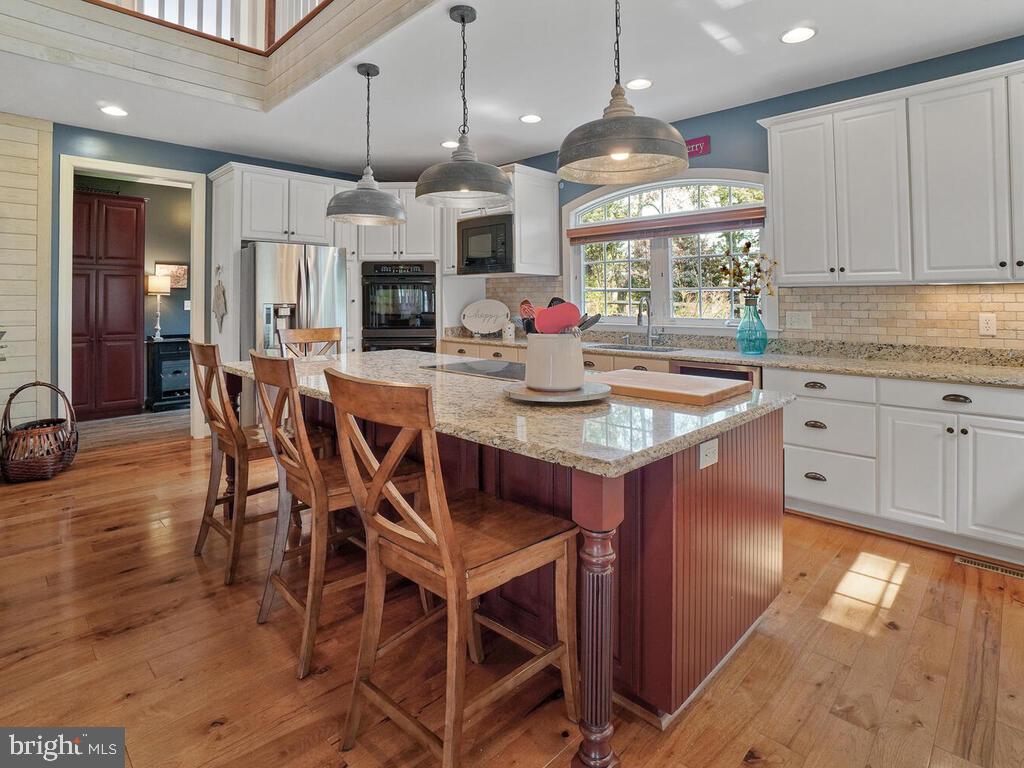 6506 Rimrock Lane New Market, MD 21774 - Photo 5 of 49 Entertain guests on this gourmet kitchen.