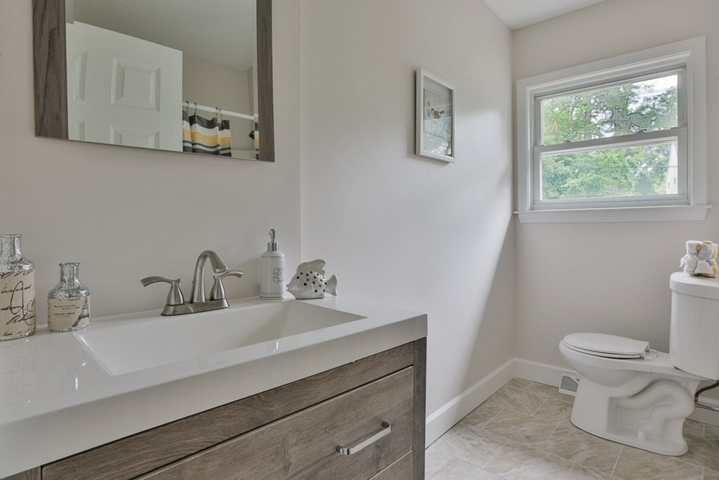 2 Molloy Road Georgetown, MA 01833 - Photo 20 of 26 Gallery Image 20