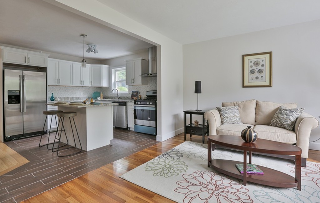 2 Molloy Road Georgetown, MA 01833 - Photo 5 of 26 Gallery Image 5