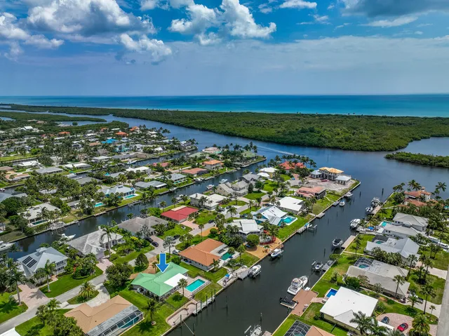 $1,800,000 | 8502 Southeast Royal Street, Hobe Sound, FL 33455