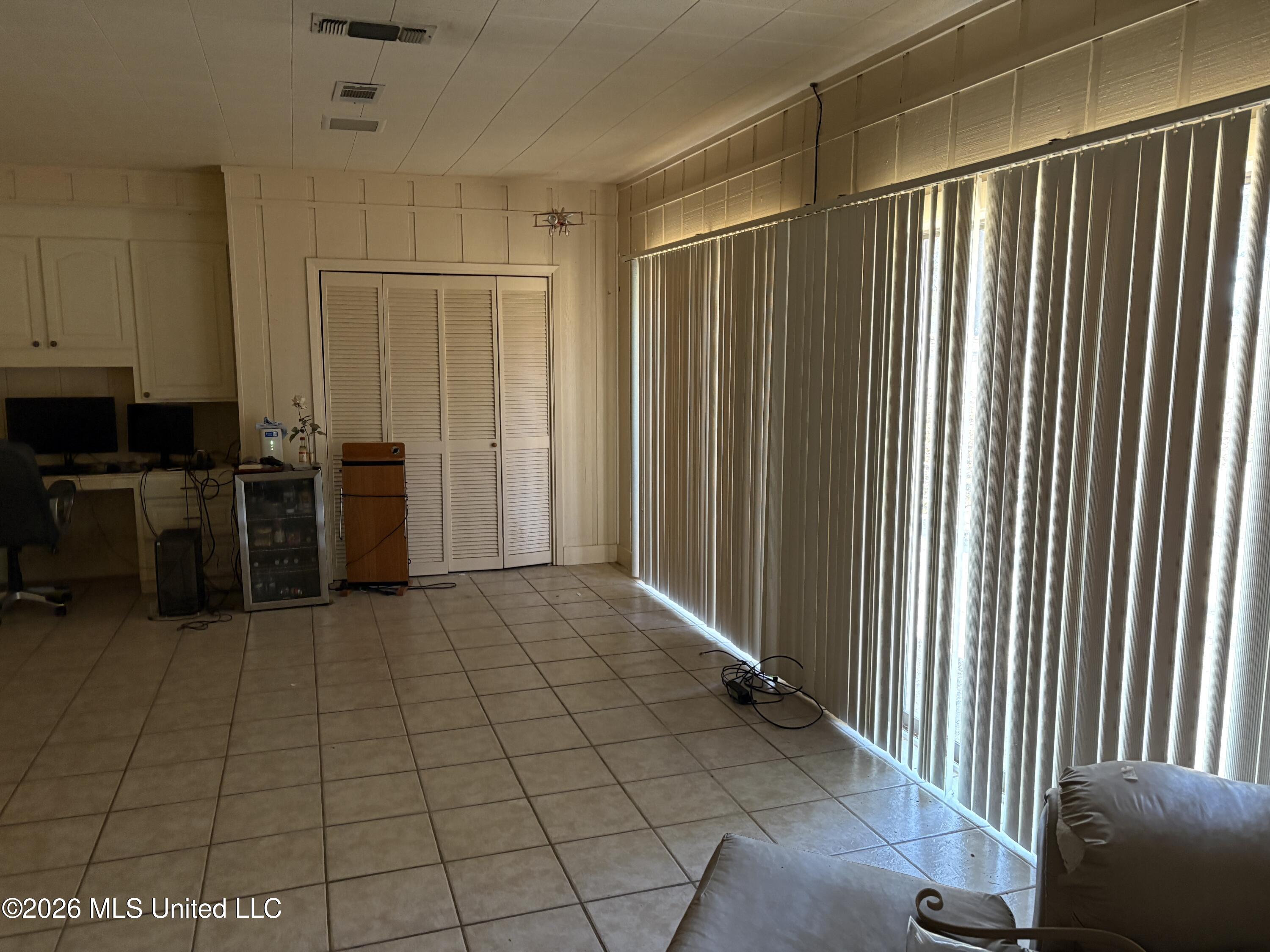 348 Old Magee Road Magee, MS 39111 - Photo 2 of 49 IMG_3144