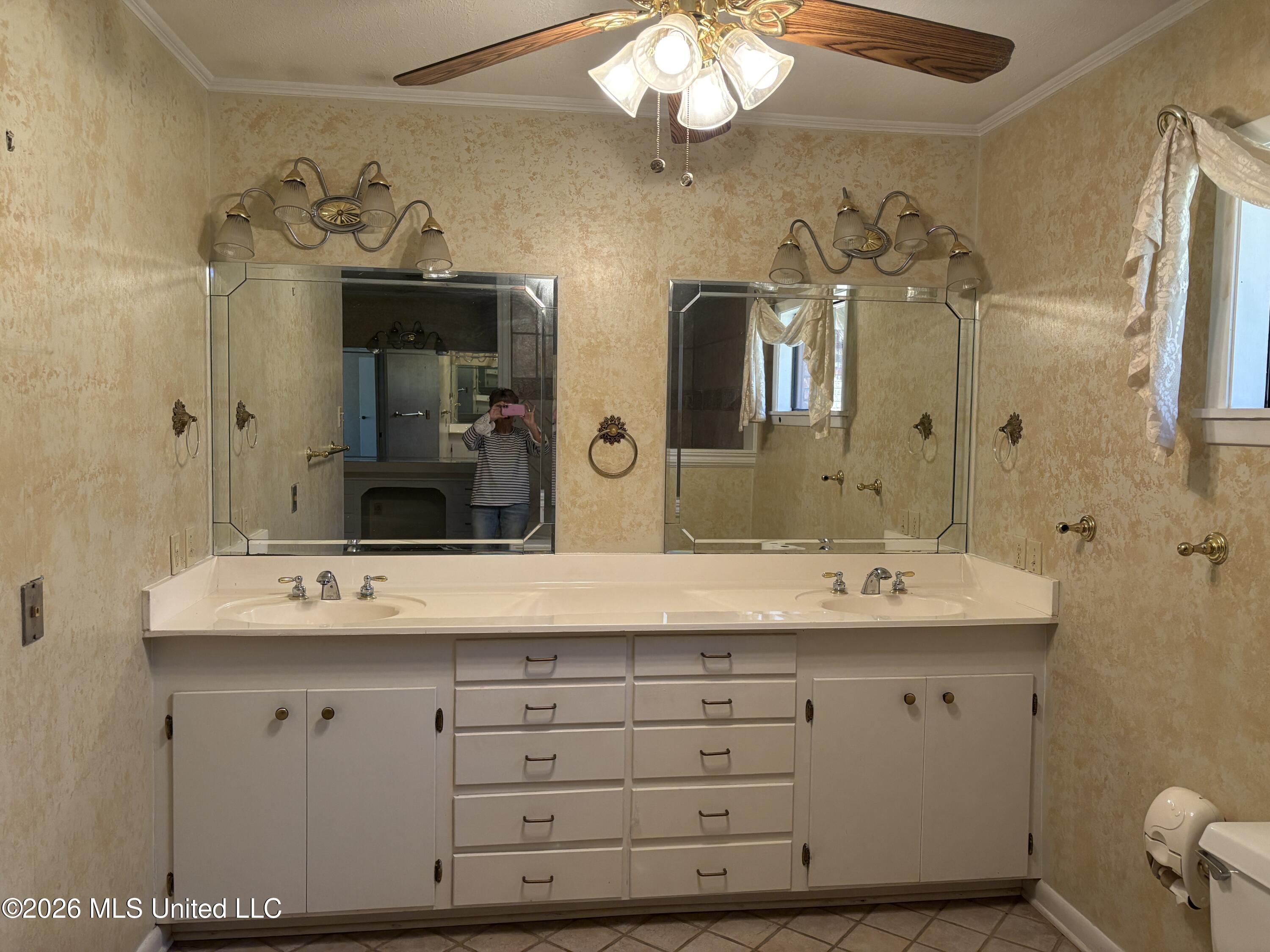 348 Old Magee Road Magee, MS 39111 - Photo 25 of 49 IMG_3169