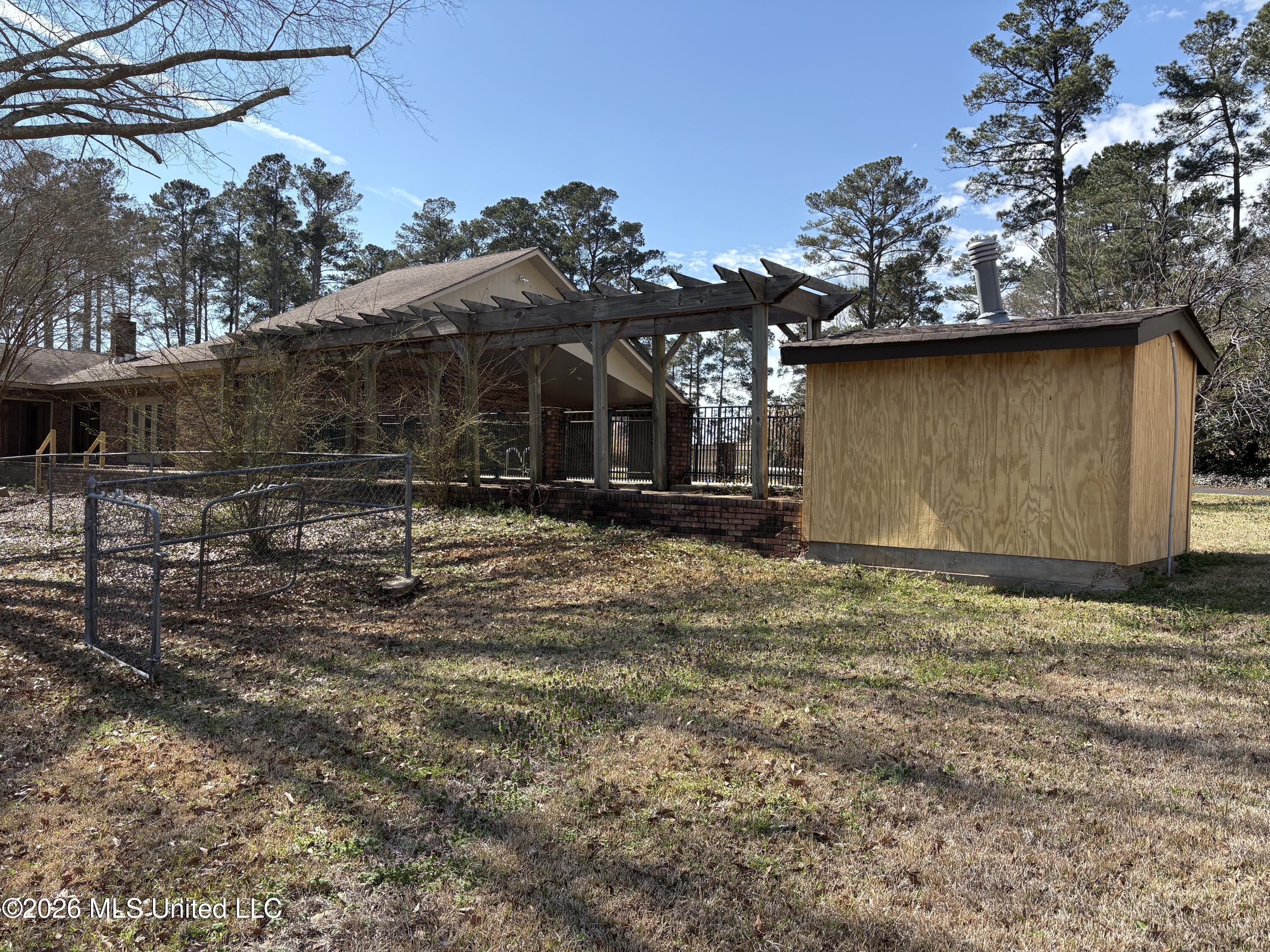 348 Old Magee Road Magee, MS 39111 - Photo 32 of 49 IMG_3115