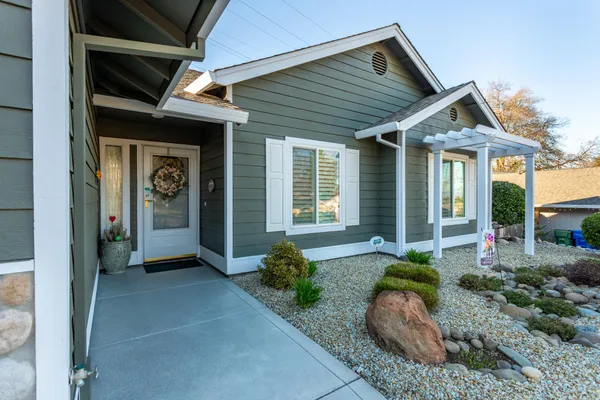 $449,900 | 4746 Tralee Lane, Redding, CA 96001