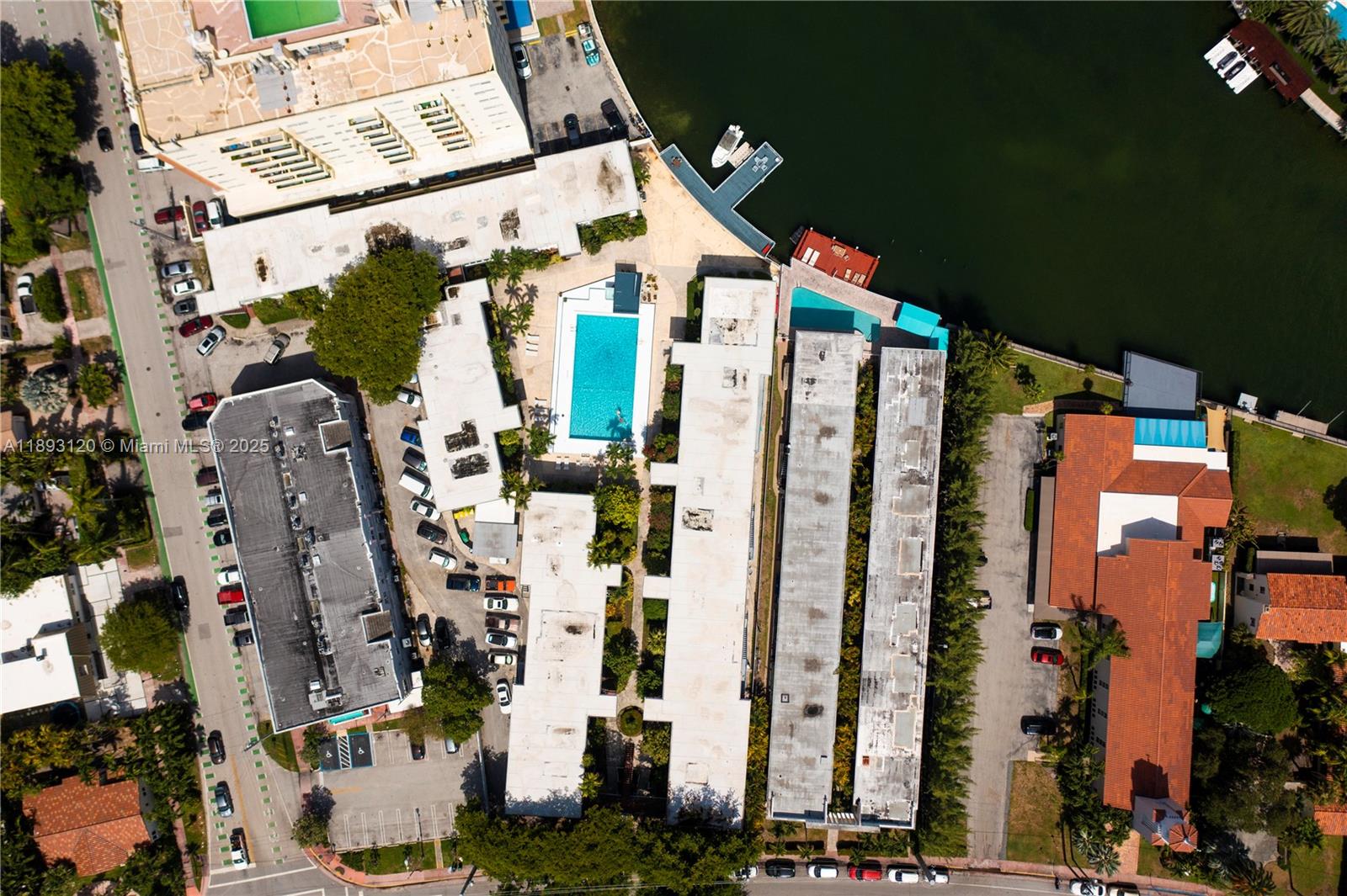 4720 Pine Tree Drive, Unit 2 Miami Beach, FL 33140 - Photo 18 of 23 a view of city