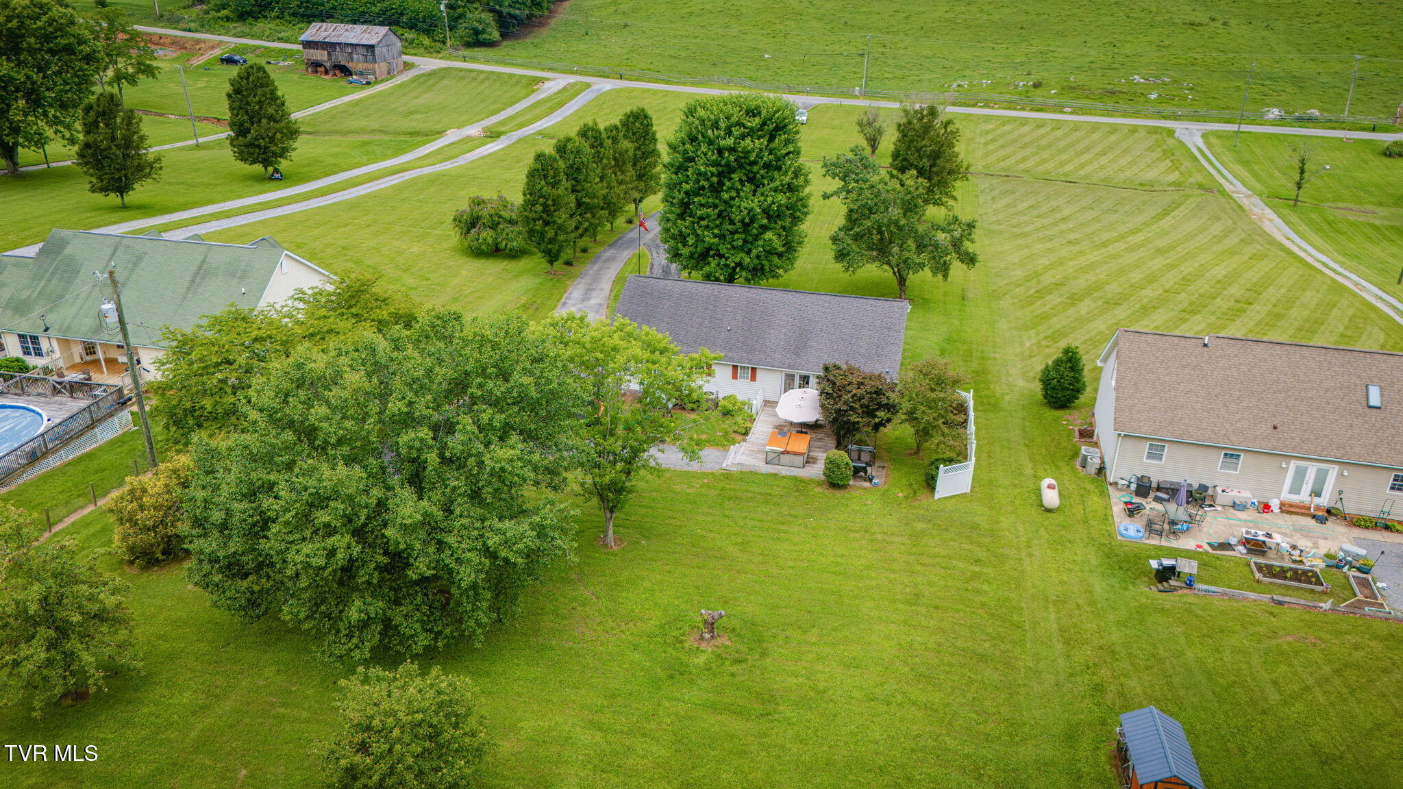 5394 Dishner Valley Road Bristol, VA 24202 - Photo 38 of 41 103