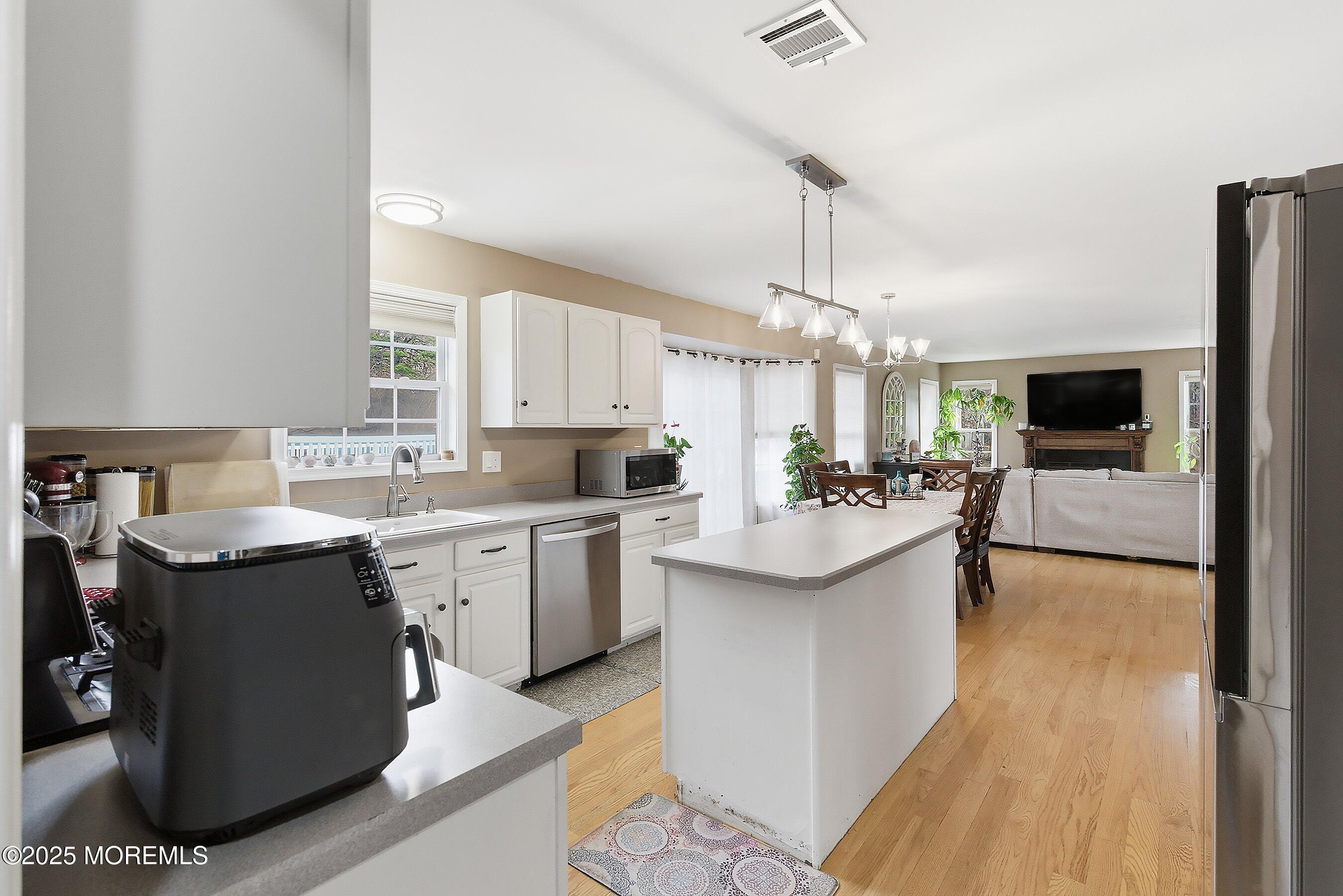 649 Toms River Road Jackson, NJ 08527 - Photo 15 of 49 19-Kitchen 1C