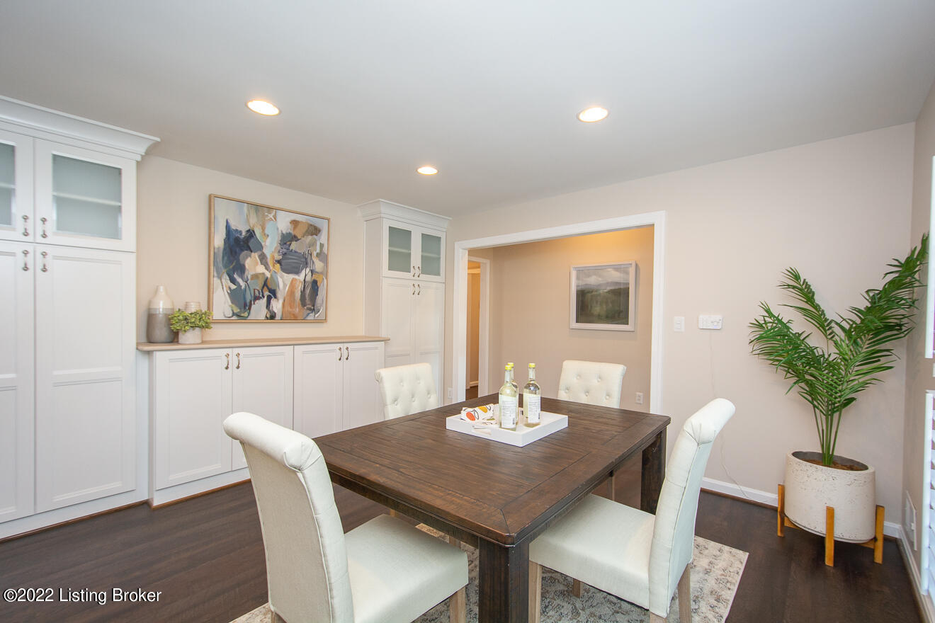 12129 Maplewood Road Goshen, KY 40026 - Photo 10 of 54 Dining Room