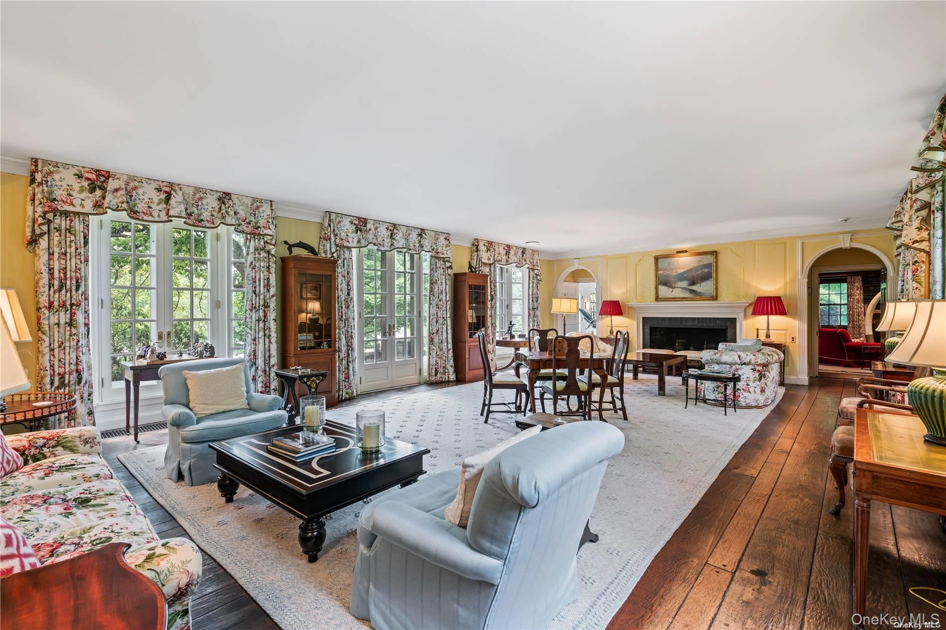 200 Cleft Road Mill Neck, NY 11765 - Photo 9 of 36 Living Room with Two Bay Windows and Water Views