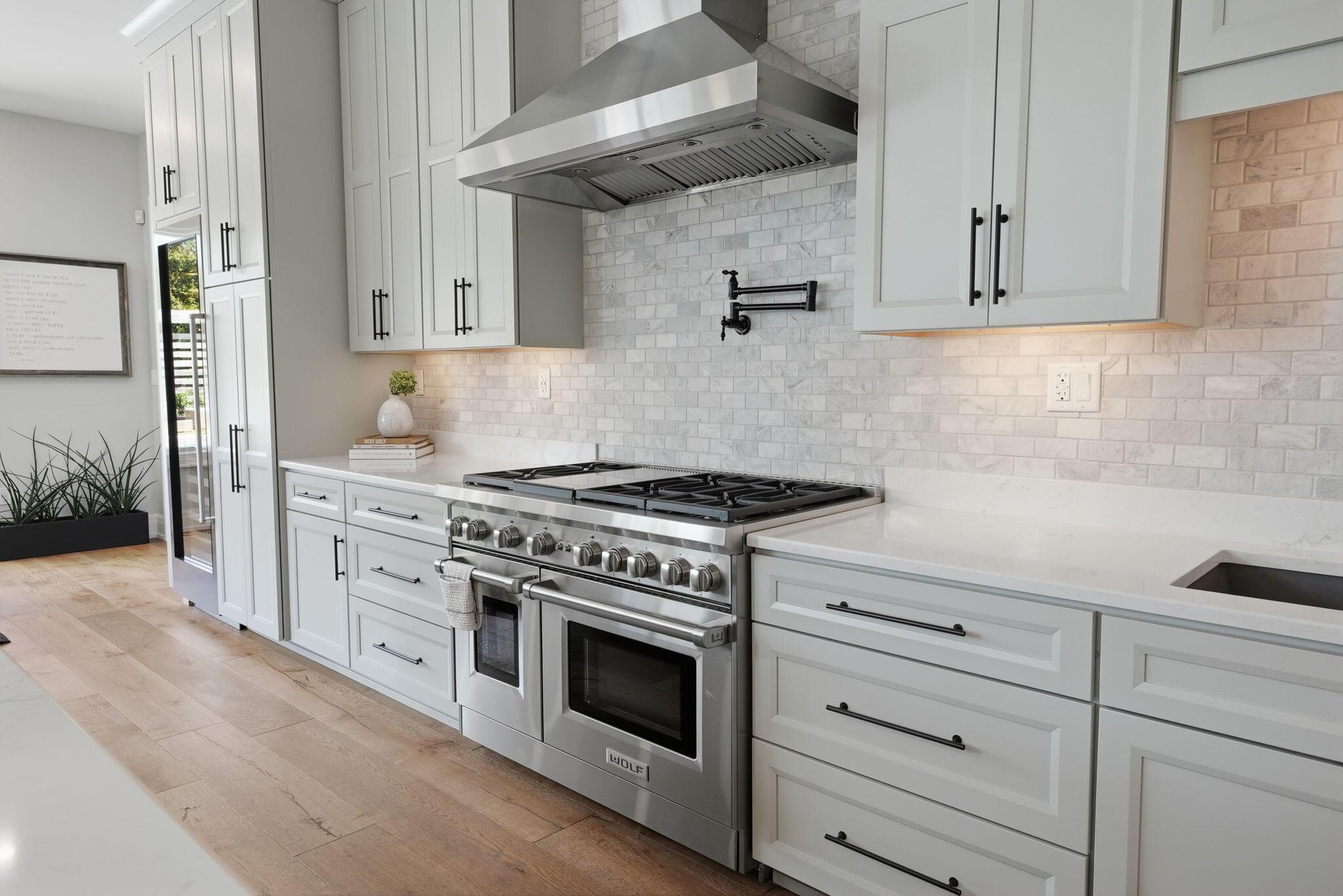 10122 Concord Road Dublin, OH 43017 - Photo 22 of 119 Professional Wolf Appliances